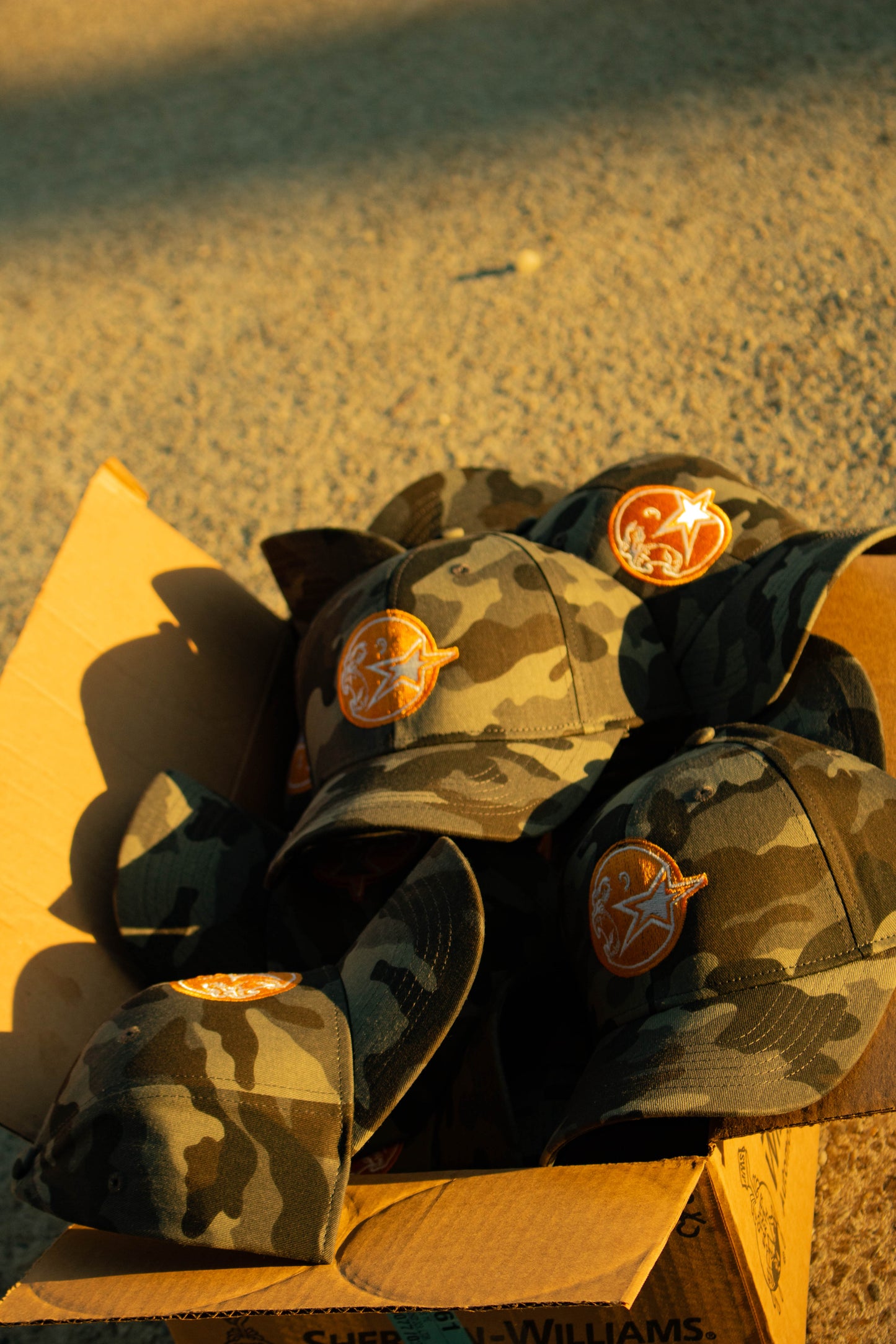 CAP ORANGE CAMMO