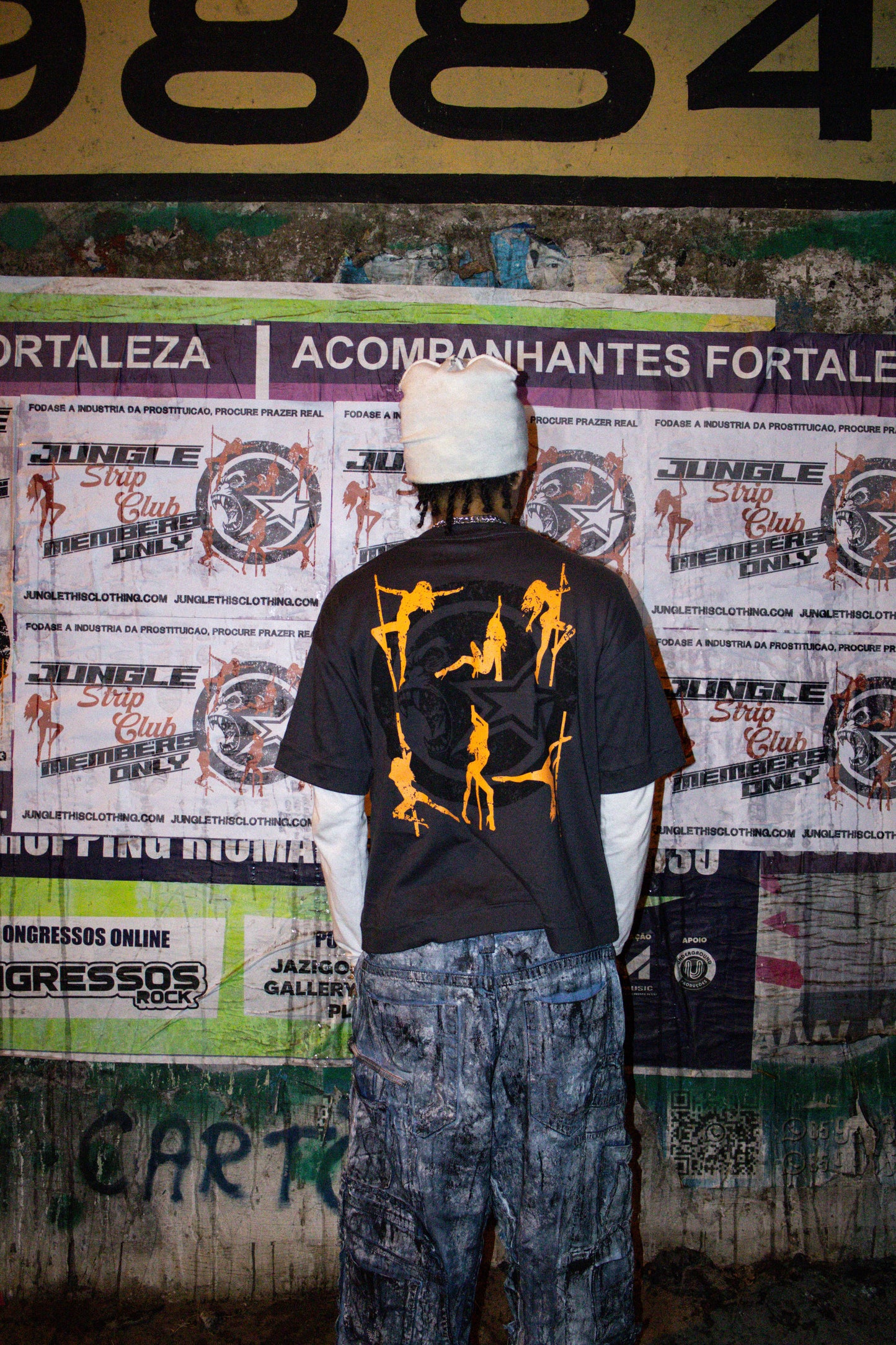 TSHIRT BOXY JUNGLE STRIP CLUB